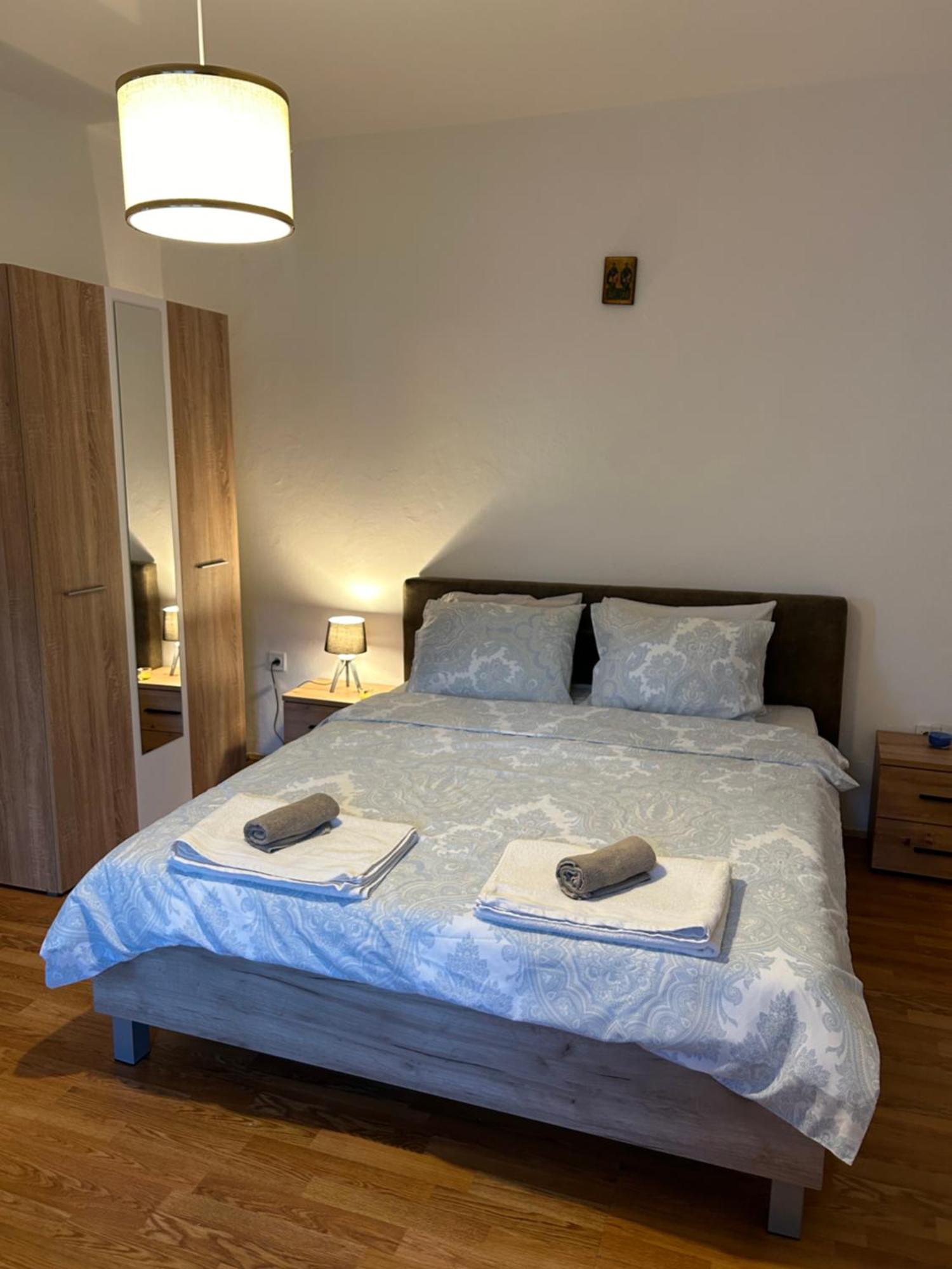 Blue Shell Apartments Cattaro Esterno foto